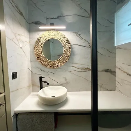 Paros B With Private Jacuzzi * Náusza