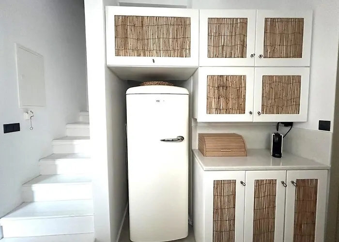 Paros B With Private Jacuzzi Nyaraló *