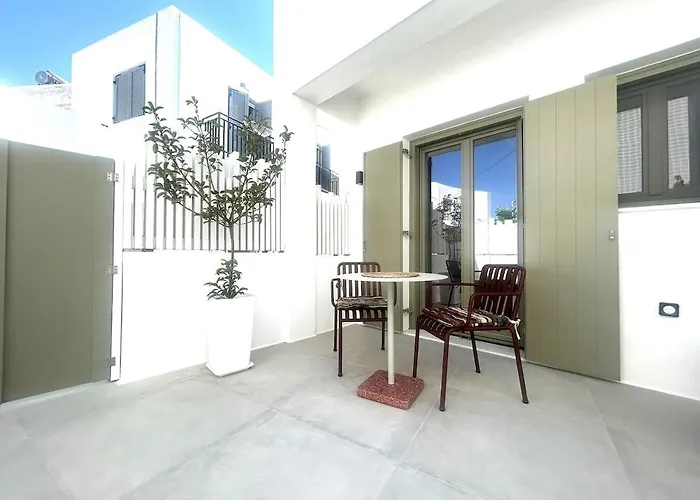 Paros B With Private Jacuzzi