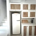 Joelia B Paros With Private Jacuzzi Дом отдыха *