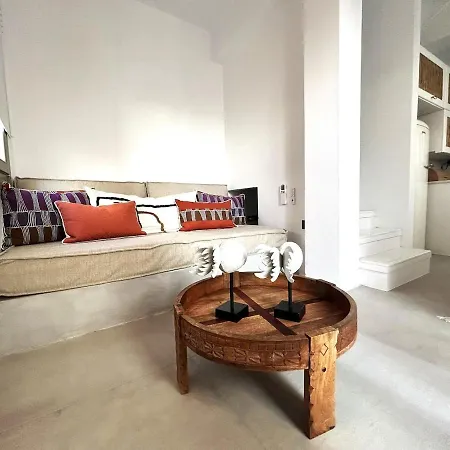 Paros B With Private Jacuzzi Prázdninový dům