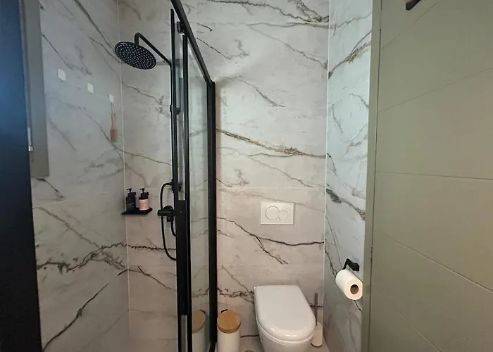 Paros B With Private Jacuzzi 度假居 *